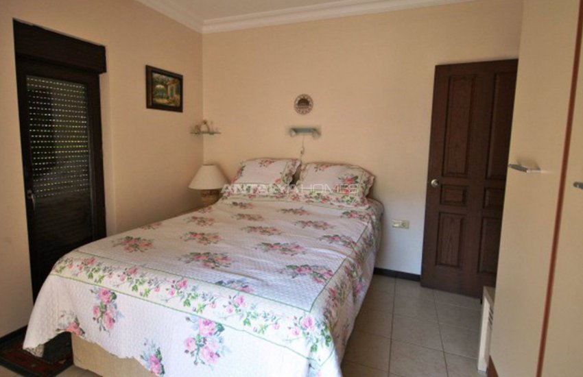 Semi-detached Houses in Kemer Center with Mountain View 25