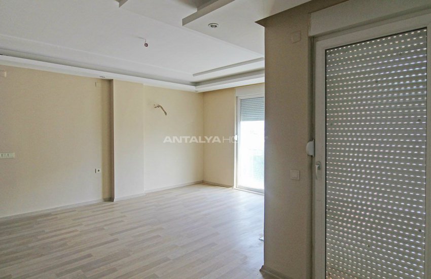Well-located Konyaalti Flats Close to the Social Facilities 23