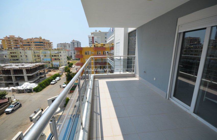 New Flats in Alanya Mahmutlar Walking Distance to Beach 30