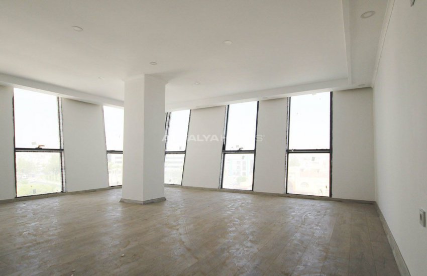 Road-front Offices with Futuristic Architecture in Kepez 3