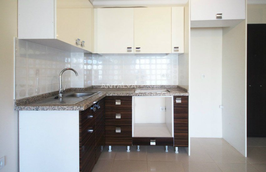 Ready to Move Apartments in Antalya Konyaalti 9