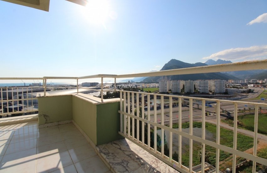 Spacious Apartment Close to the Sea in Konyaaltı Liman Neighborhood 28
