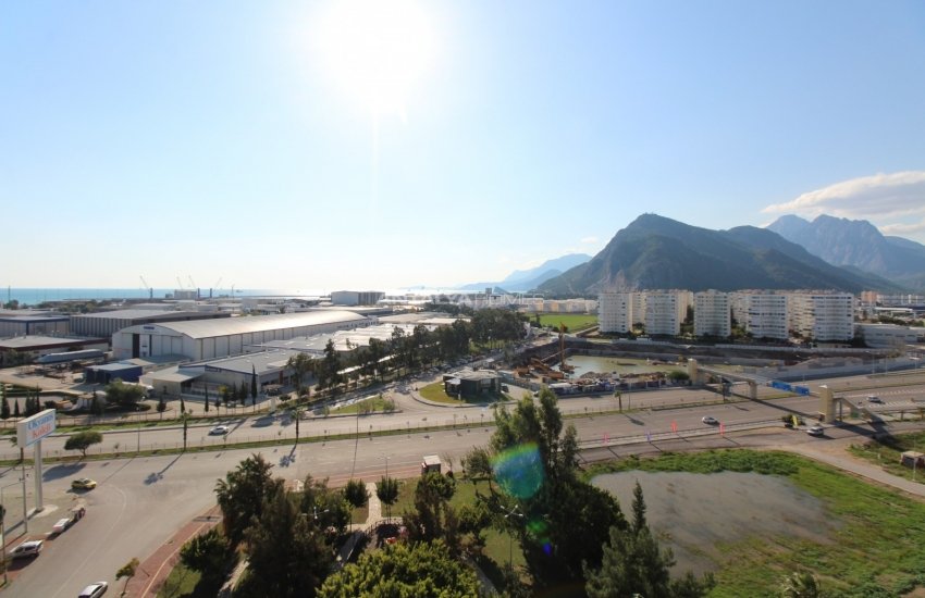 Spacious Apartment Close to the Sea in Konyaaltı Liman Neighborhood 29