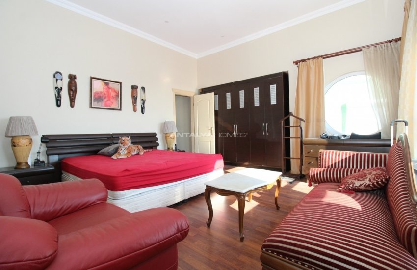 Spacious Apartment Close to the Sea in Konyaaltı Liman Neighborhood 16