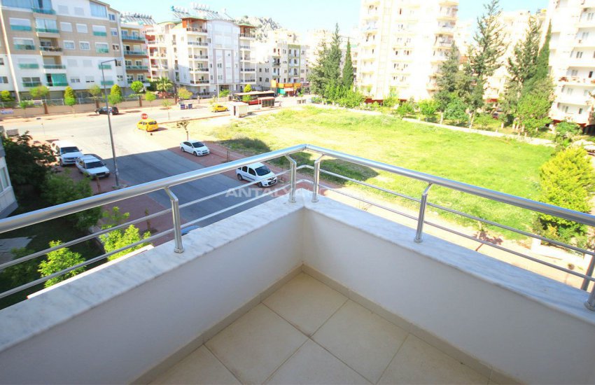Modern-designed Real Estate in Antalya Konyaalti 25
