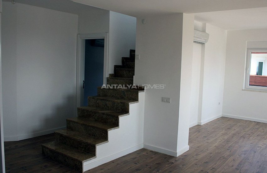 Resale Antalya Apartments in the Residential Complex 14