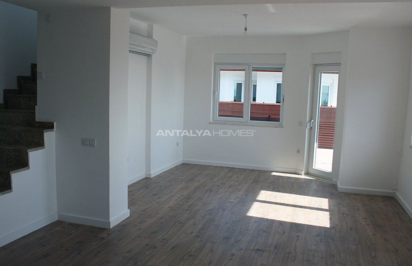 Resale Antalya Apartments in the Residential Complex 15