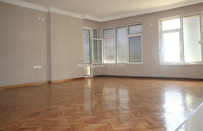 Antalya Flats Close to Amenities on Lara Road 4