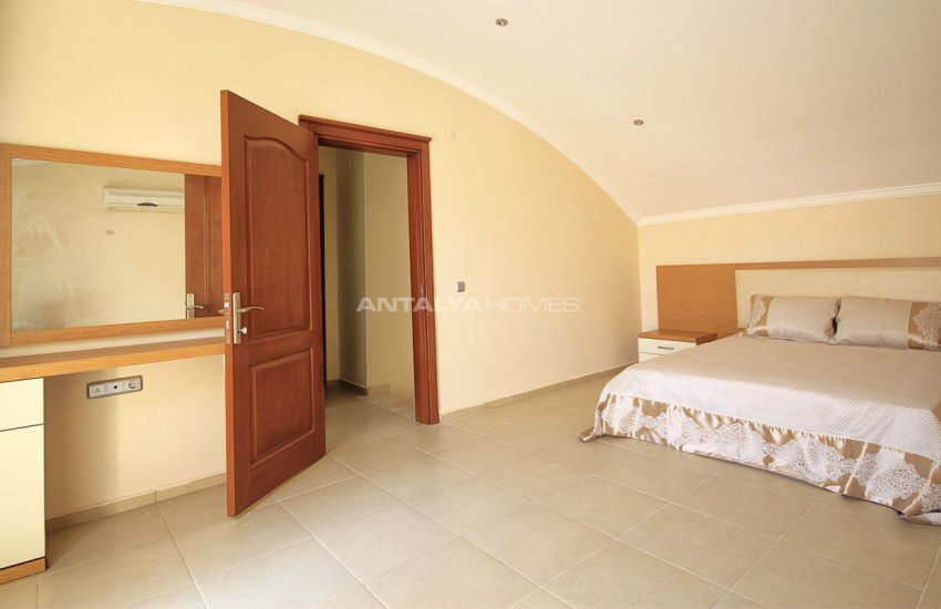 Duplex Apartments in Kemer Downtown 14