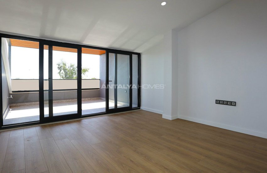 Gorgeously Designed Villas with Excellent Location in Lara 23