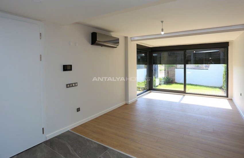 Gorgeously Designed Villas with Excellent Location in Lara 12