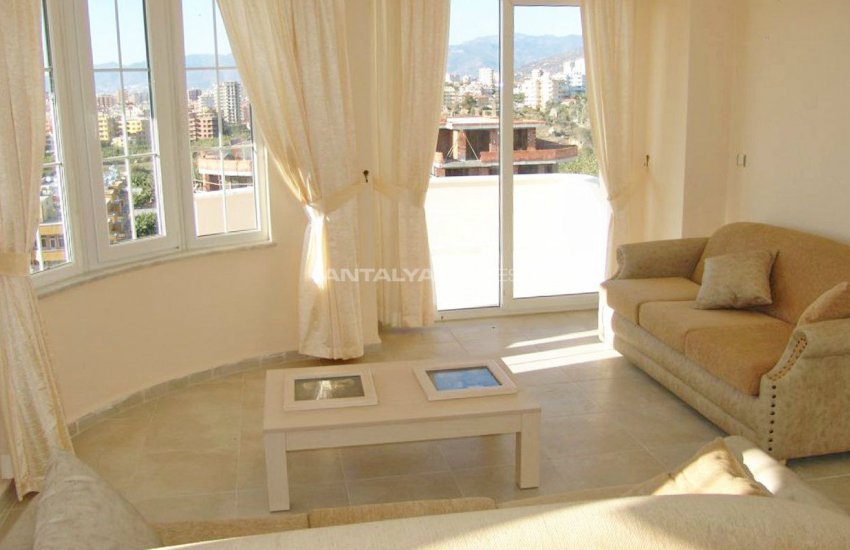 شقق مطلة على البحر على مسافة مشي إلى البحر في ألانيا 14