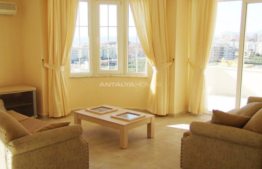 شقق مطلة على البحر على مسافة مشي إلى البحر في ألانيا 13