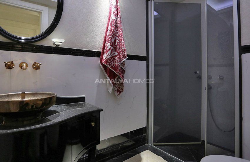 Konyaalti Apartments with Eye-catching Architecture 33