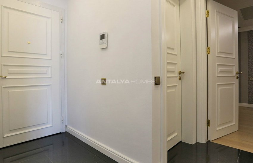 Konyaalti Apartments with Eye-catching Architecture 34