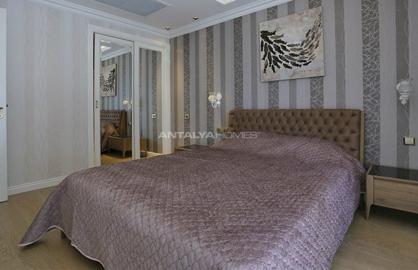 Konyaalti Apartments with Eye-catching Architecture 25