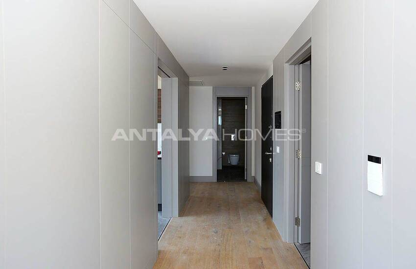 Beachfront Flats with Smart Home System in Antalya Konyaalti 38