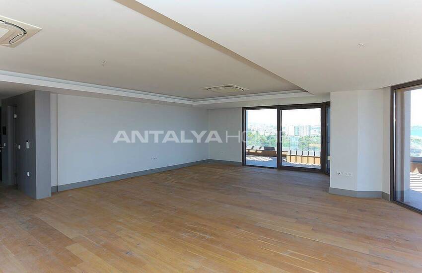 Beachfront Flats with Smart Home System in Antalya Konyaalti 25