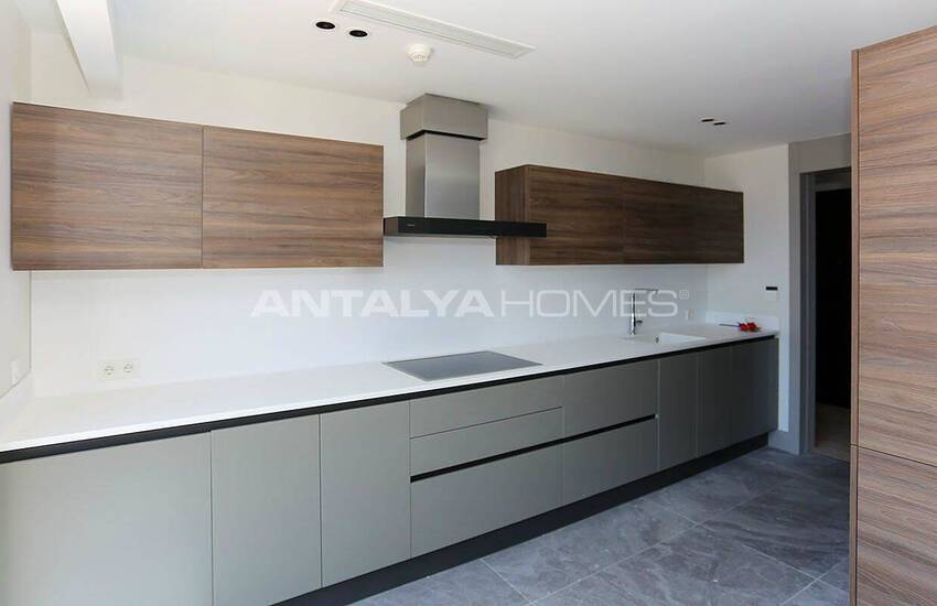 Beachfront Flats with Smart Home System in Antalya Konyaalti 28