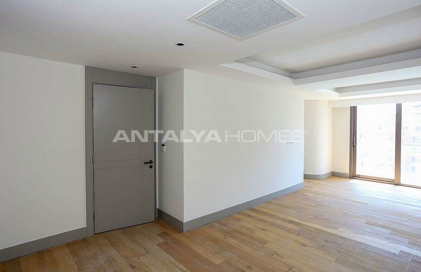 Beachfront Flats with Smart Home System in Antalya Konyaalti 29