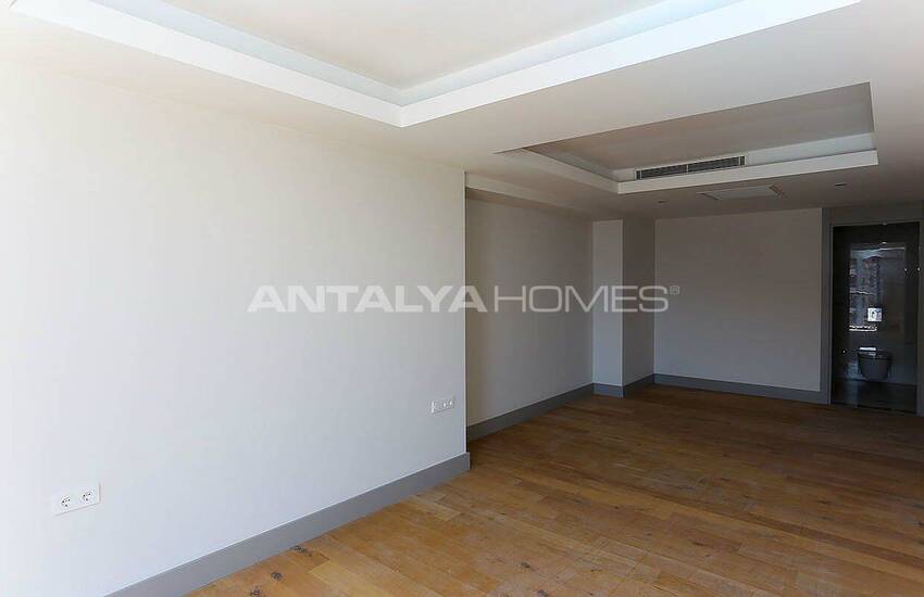 Beachfront Flats with Smart Home System in Antalya Konyaalti 30