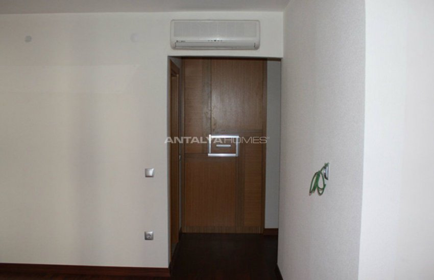 Seafront Antalya Properties with Kitchen Appliances 23