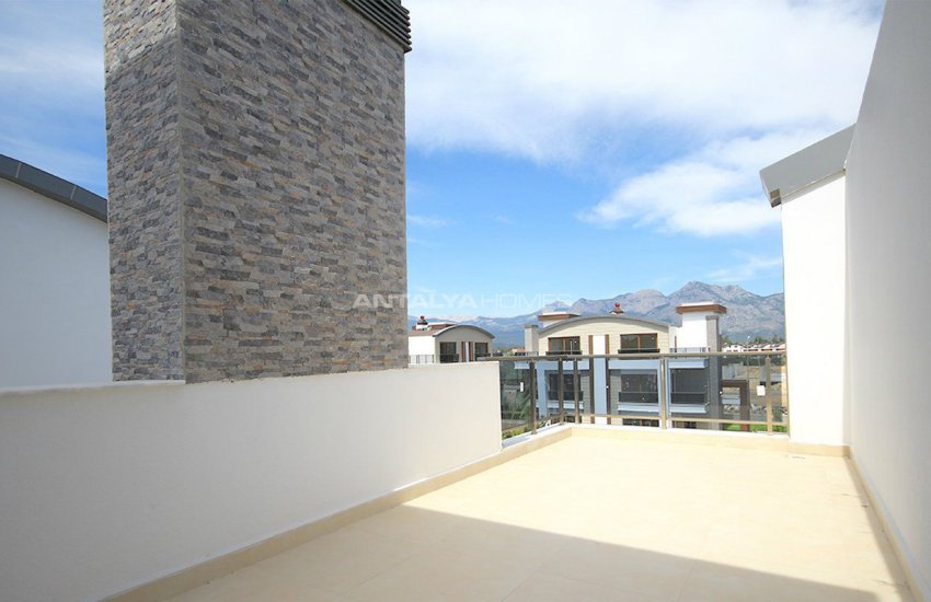 Luxurious Villas with Lift in the New Trend Region of Antalya 32