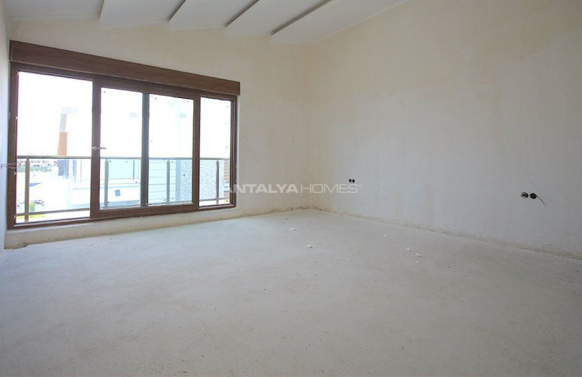 Luxurious Villas with Lift in the New Trend Region of Antalya 24