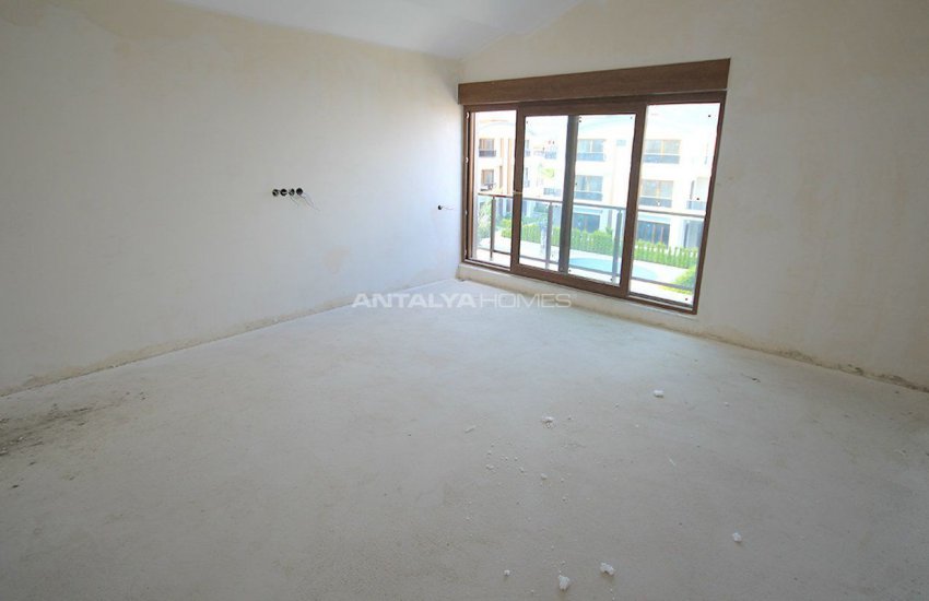 Luxurious Villas with Lift in the New Trend Region of Antalya 25