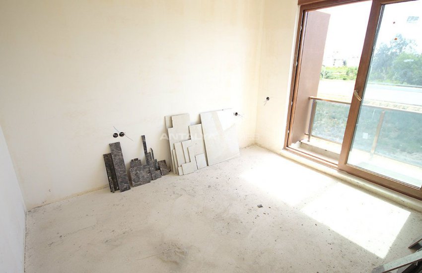 Luxurious Villas with Lift in the New Trend Region of Antalya 28