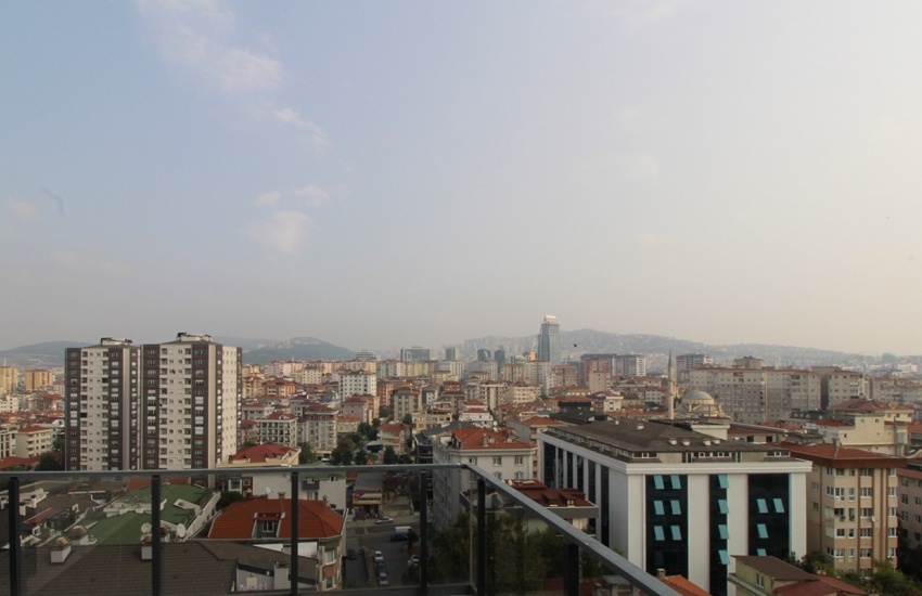 Central Maltepe Flats with Sea and City Views