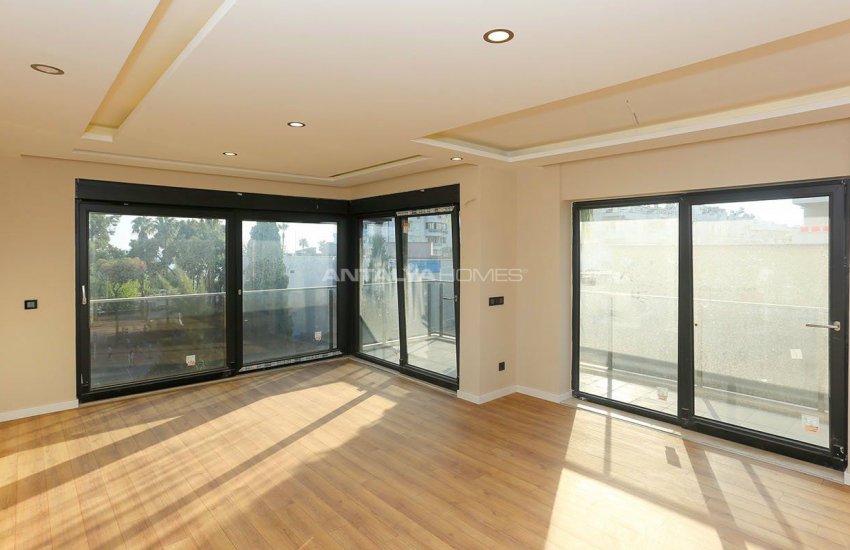 Bahçelievler’de Denize 225 Mt Mesafede Satılık Daireler 13