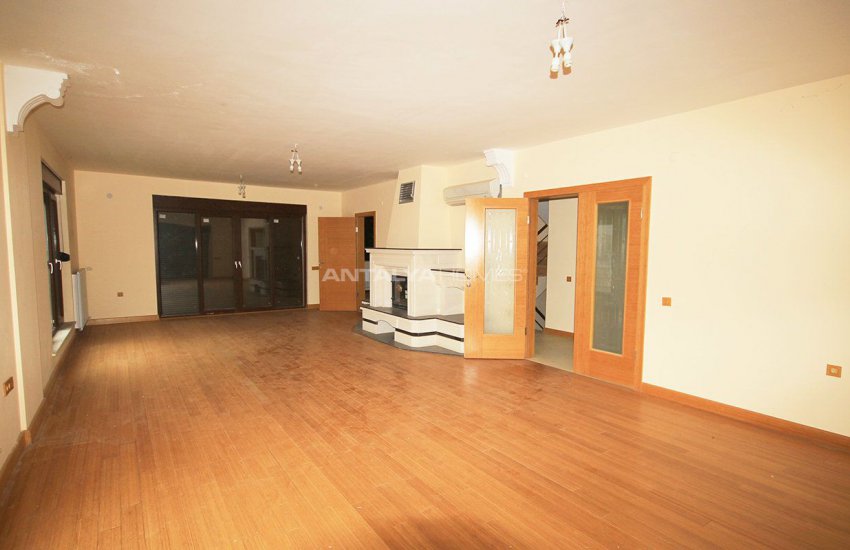 5+2 Villas with Private Pool and Garden in Dosemealti 9