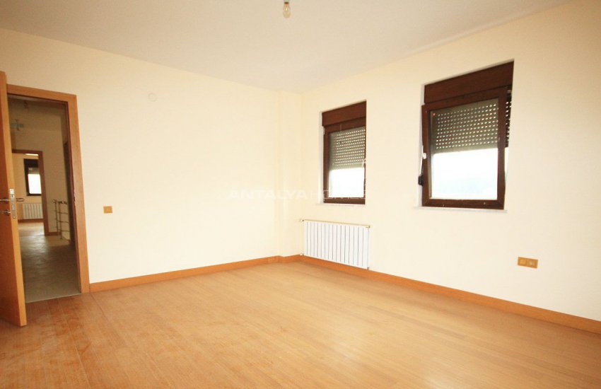 5+2 Villas with Private Pool and Garden in Dosemealti 20