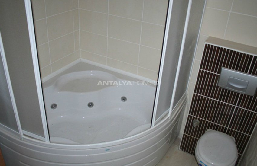 Spacious Property with Blinds in Antalya Turkey 15