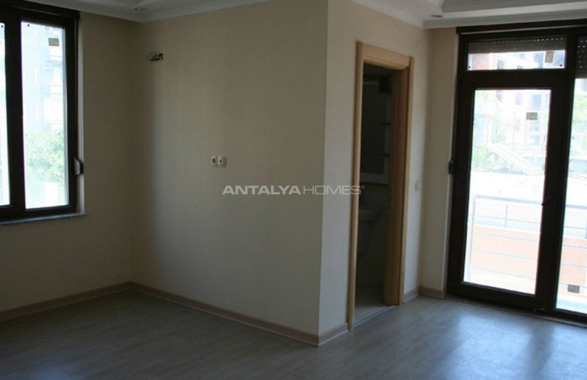 Spacious Property with Blinds in Antalya Turkey 19