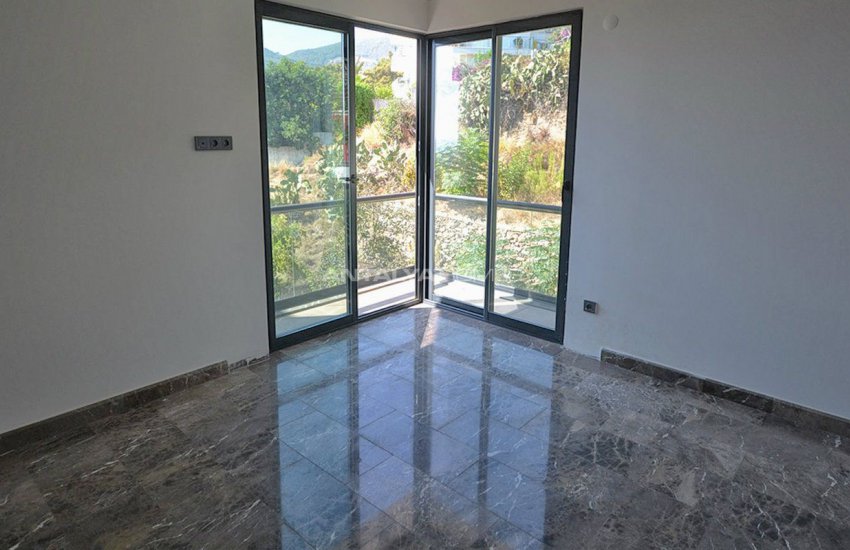 Nice Apartments for Sale with Fantastic Views in Alanya 18