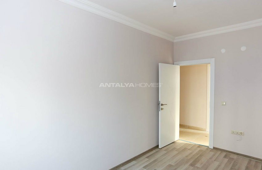 Kepez Şafak Mahallesinde Ayrı Mutfaklı 2+1 Daireler 19