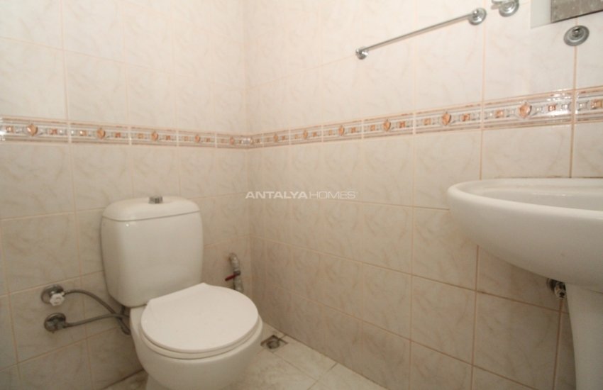 Driezijdig Appartement Op Een Centrale Locatie In Antalya 29