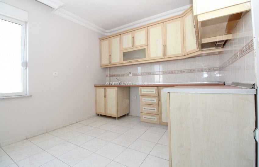 Driezijdig Appartement Op Een Centrale Locatie In Antalya 13