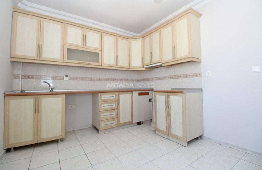 Driezijdig Appartement Op Een Centrale Locatie In Antalya 14