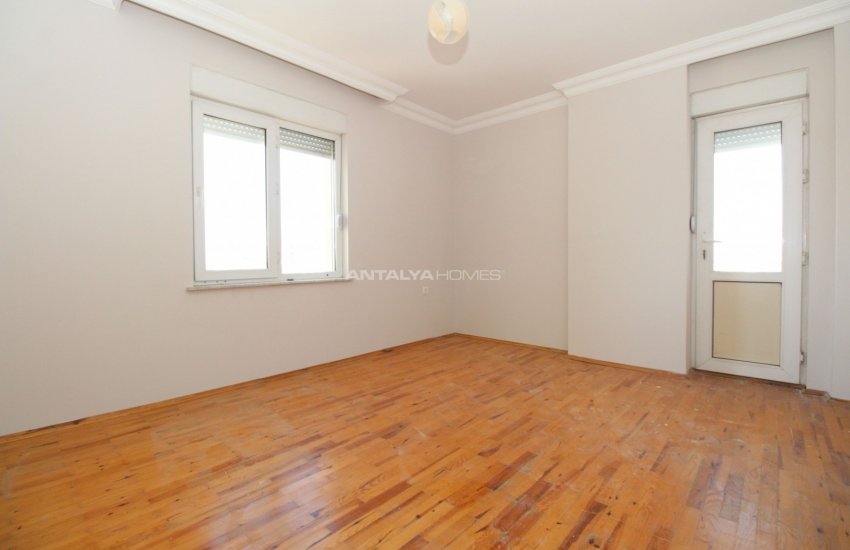 Driezijdig Appartement Op Een Centrale Locatie In Antalya 15