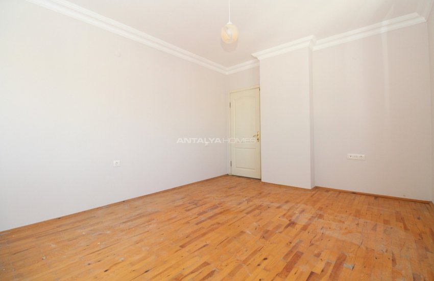 Driezijdig Appartement Op Een Centrale Locatie In Antalya 17