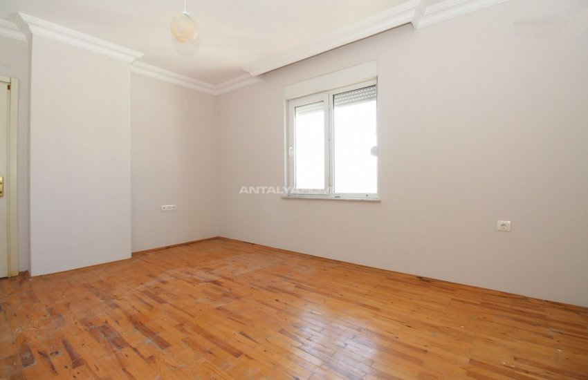 Driezijdig Appartement Op Een Centrale Locatie In Antalya 18