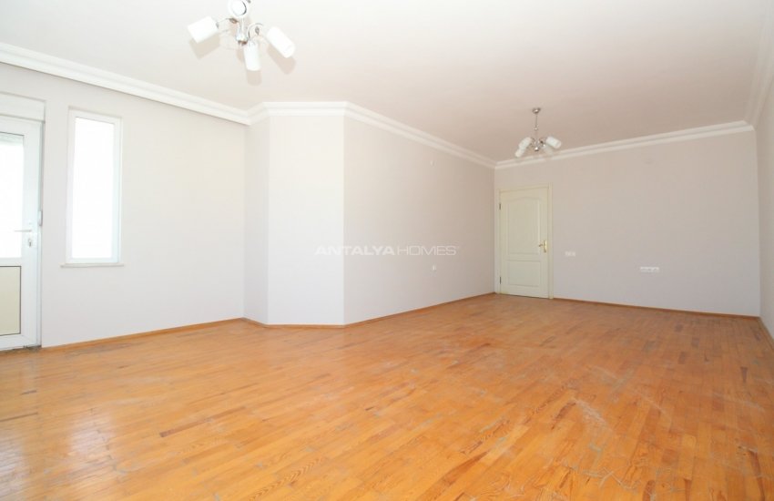 Driezijdig Appartement Op Een Centrale Locatie In Antalya 10