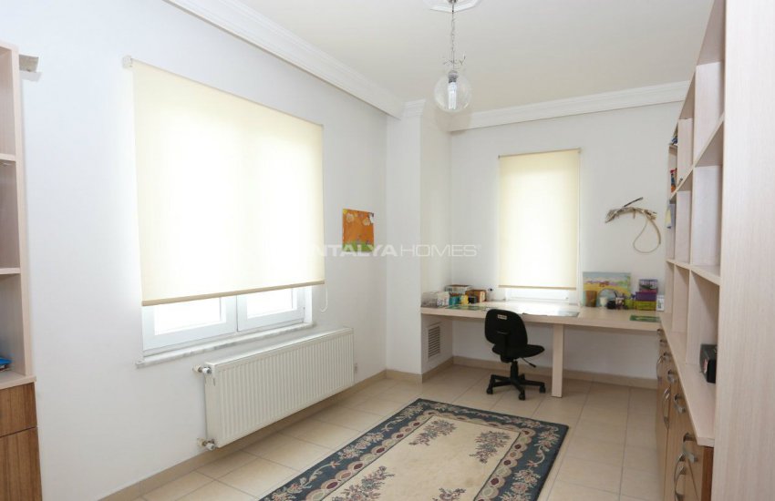 Detached Spacious Houses with Swimming Pool in Antalya 37