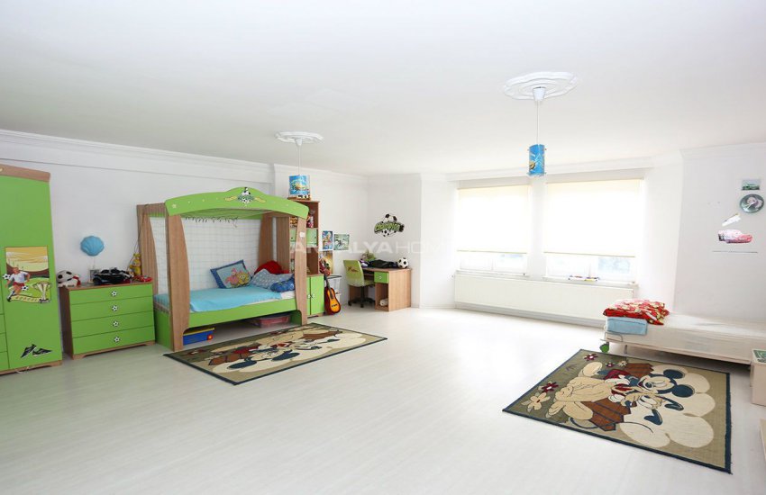 Detached Spacious Houses with Swimming Pool in Antalya 33