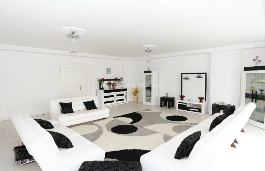 Detached Spacious Houses with Swimming Pool in Antalya 26