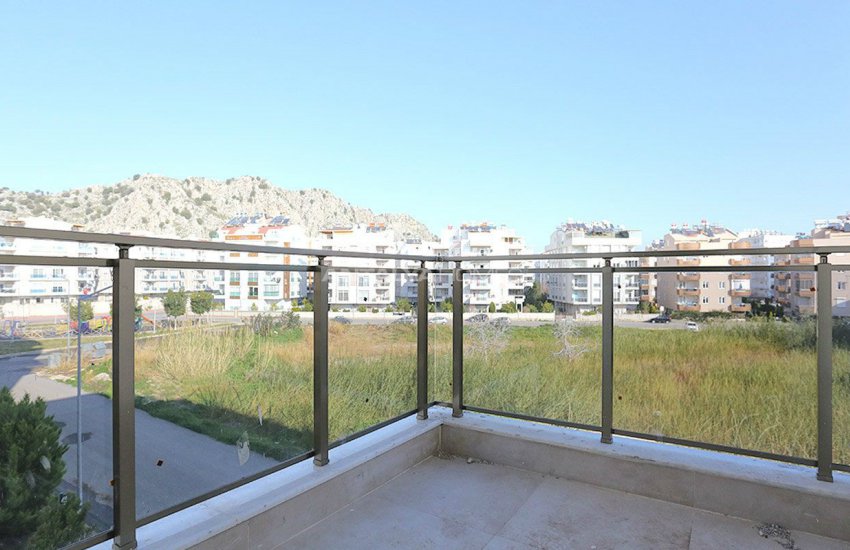 ناچرال پارک 32