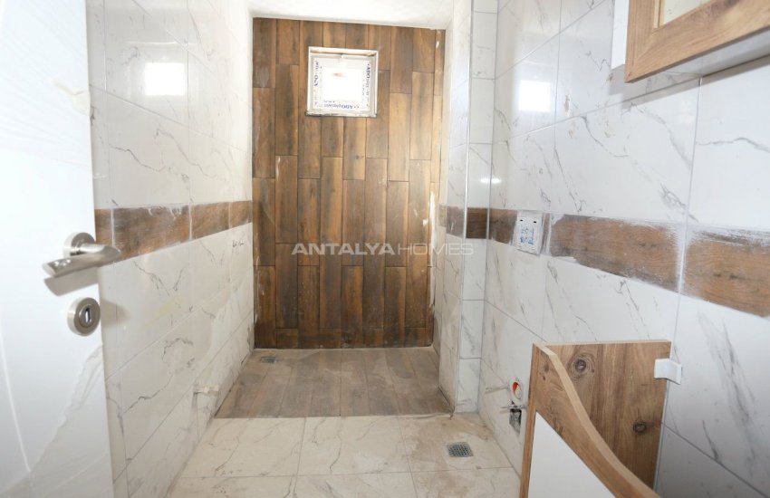 Luxury Apartments in a Desirable Location of Antalya 32